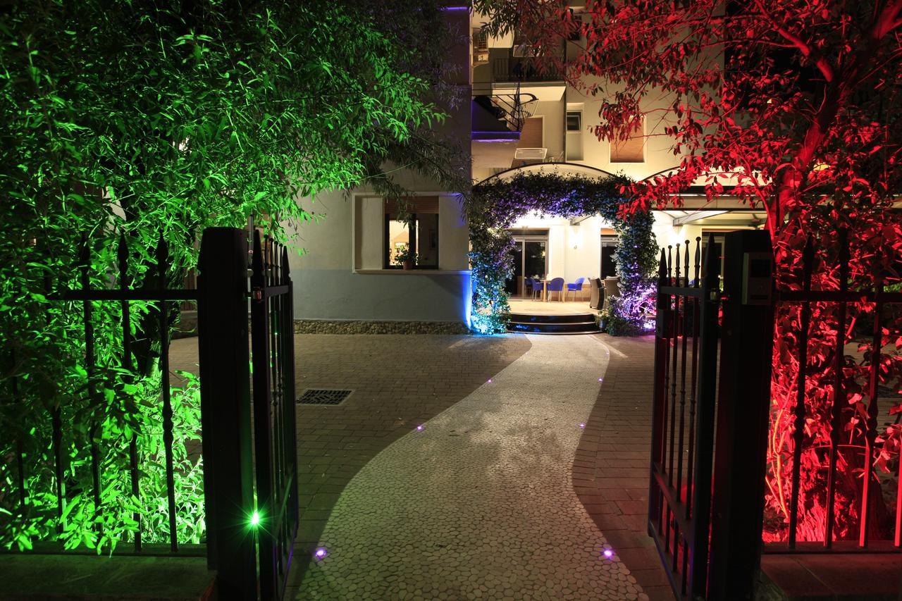 Art Hotel La Perla Bellaria-Igea Marina Exterior foto